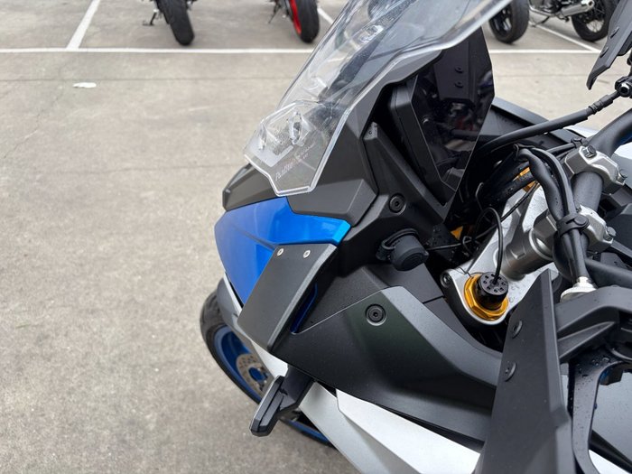 2024 Suzuki GSX-S1000 Blue