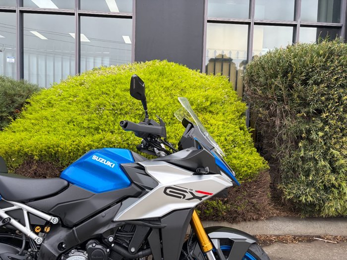 2024 Suzuki GSX-S1000 Blue
