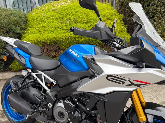 2024 Suzuki GSX-S1000 Blue