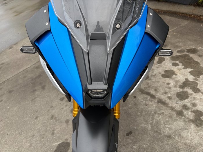 2024 Suzuki GSX-S1000 Blue