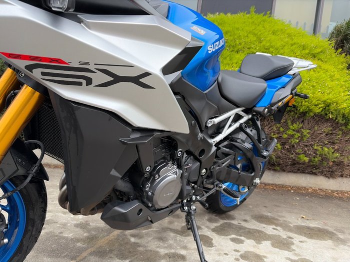 2024 Suzuki GSX-S1000 Blue