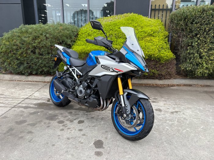 2024 Suzuki GSX-S1000 Blue