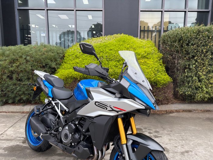 2024 Suzuki GSX-S1000 Blue
