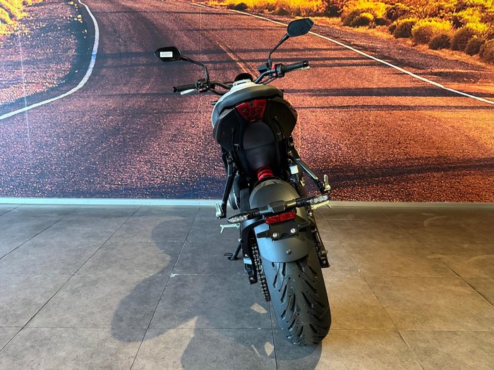 2026 Triumph Trident 660 Trident White