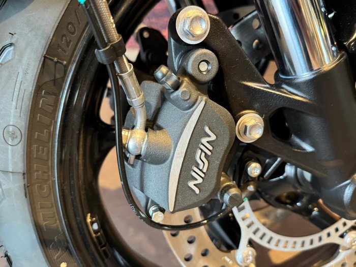 2026 Triumph Trident 660 Trident White