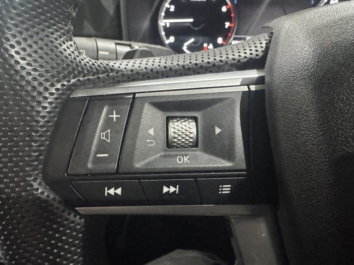 2023 Mitsubishi Outlander LS