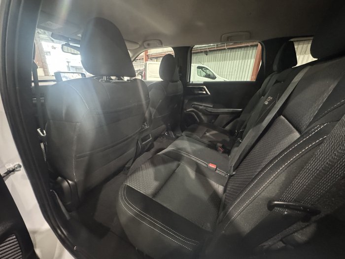 2023 Mitsubishi Outlander LS
