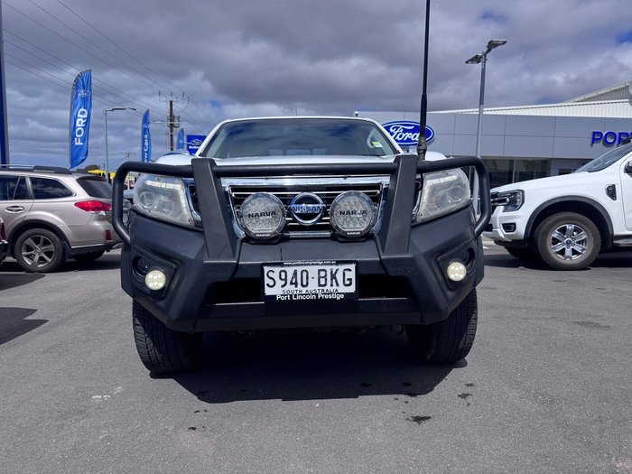 2015 Nissan Navara ST