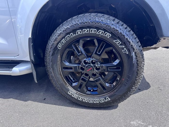 2015 Nissan Navara ST