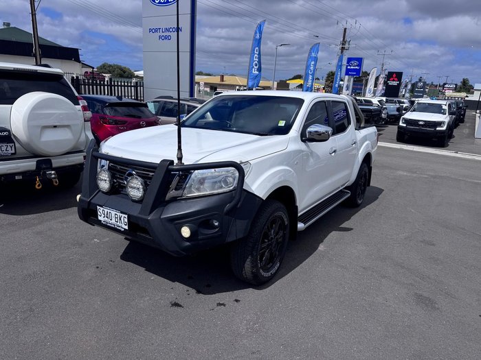 2015 Nissan Navara ST
