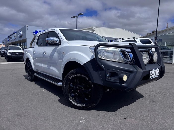 2015 Nissan Navara
