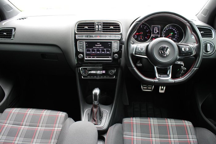 2016 Volkswagen Polo GTI