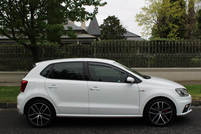 2016 Volkswagen Polo GTI