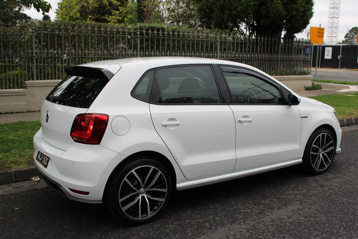 2016 Volkswagen Polo GTI