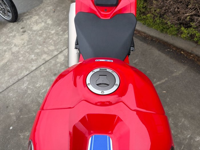 2025 Honda CBR1000RR-R SP (FIREBLADE) ABS Red