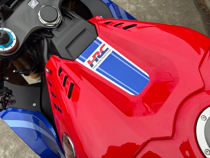 2025 Honda CBR1000RR-R SP (FIREBLADE) ABS Red