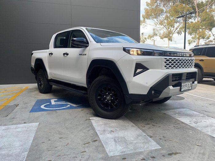 2025 Toyota Hilux