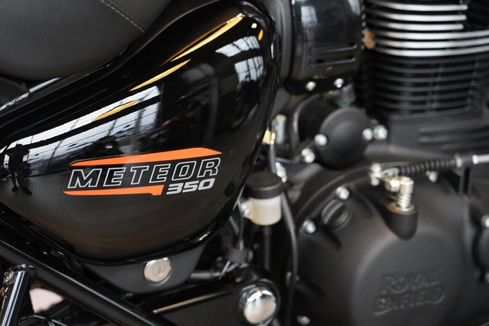 Royal Enfield Meteor 350 Fireball Meteor