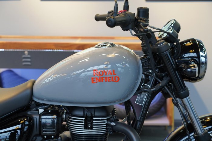 Royal Enfield Meteor 350 Fireball Meteor