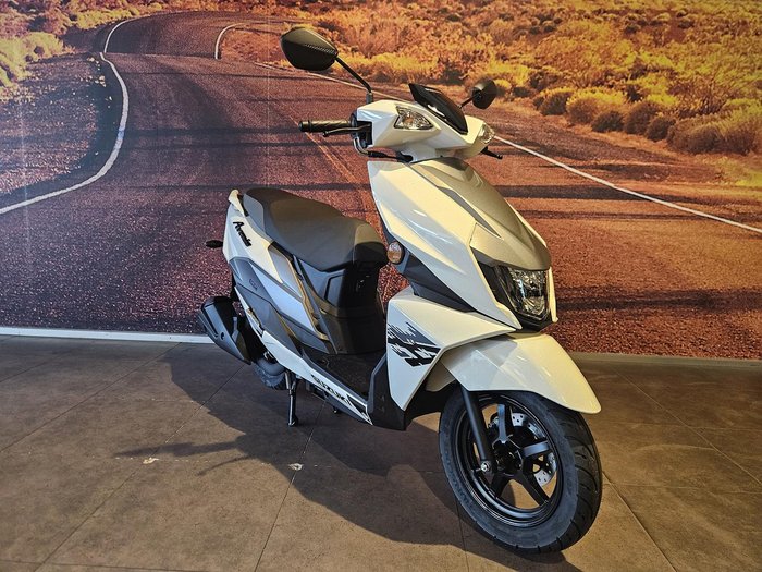 2024 Suzuki Avenis 125 Avenis White