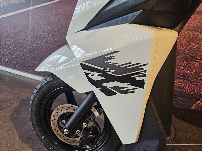 2024 Suzuki Avenis 125 Avenis White