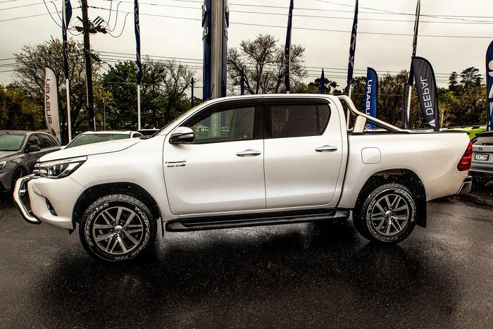 2016 Toyota Hilux SR5