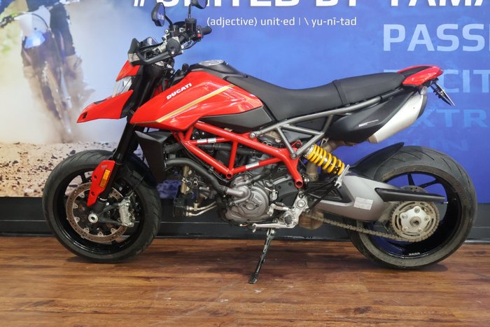 2019 Ducati HYPERMOTARD 950 (RED) Red
