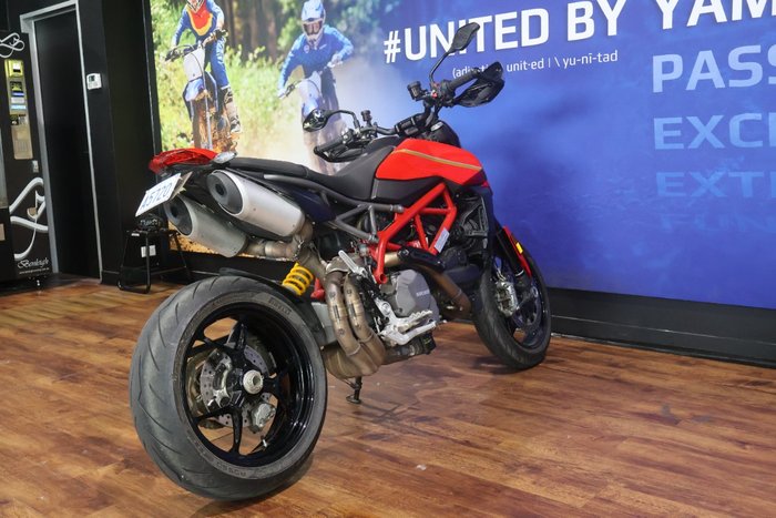 2019 Ducati HYPERMOTARD 950 (RED) Red