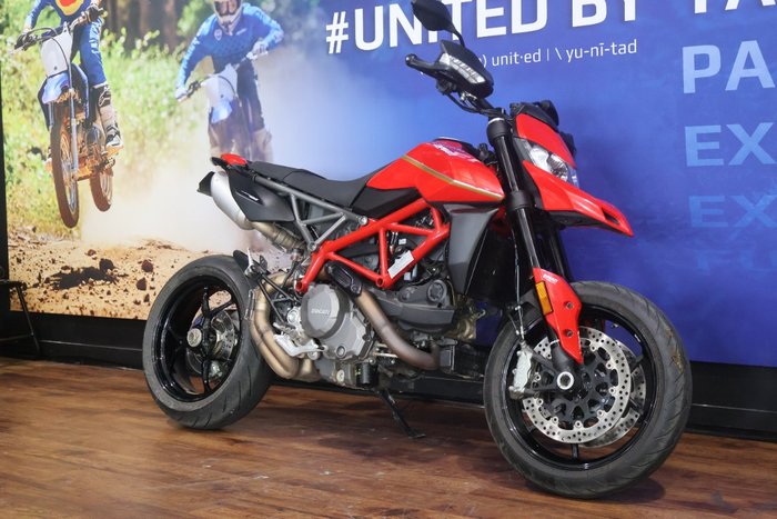 2019 Ducati HYPERMOTARD 950 (RED) Red