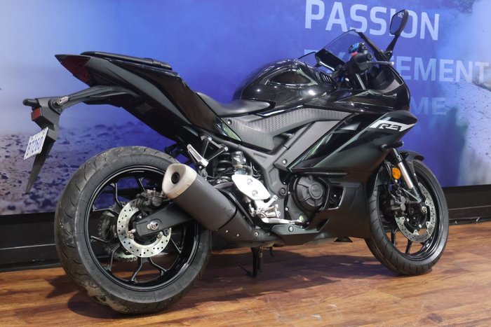 2024 Yamaha YZF-R3 White