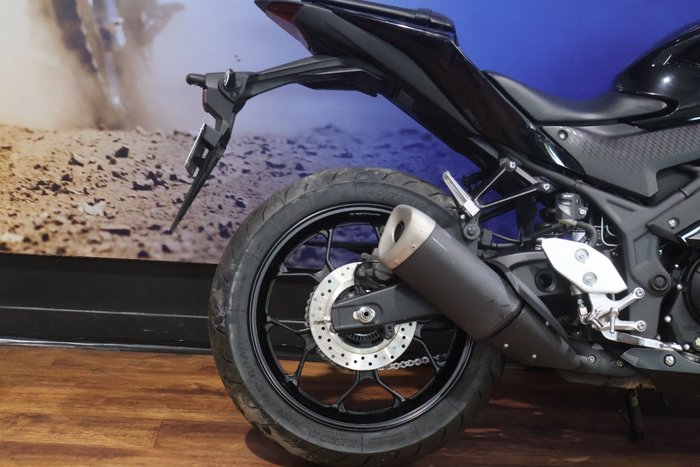 2024 Yamaha YZF-R3 White