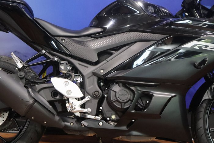 2024 Yamaha YZF-R3 White