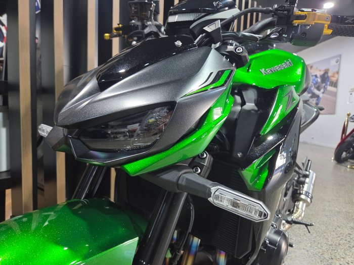 2024 Kawasaki Z1000 GREY