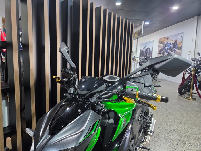 2024 Kawasaki Z1000 GREY