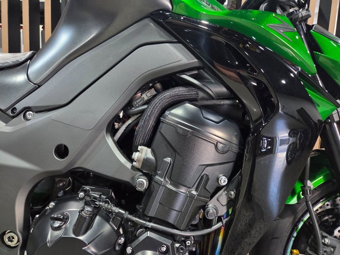 2024 Kawasaki Z1000 GREY