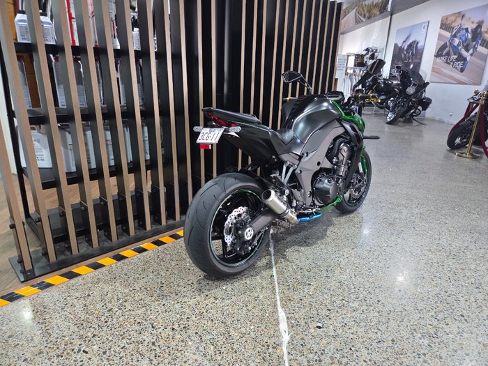 2024 Kawasaki Z1000 GREY