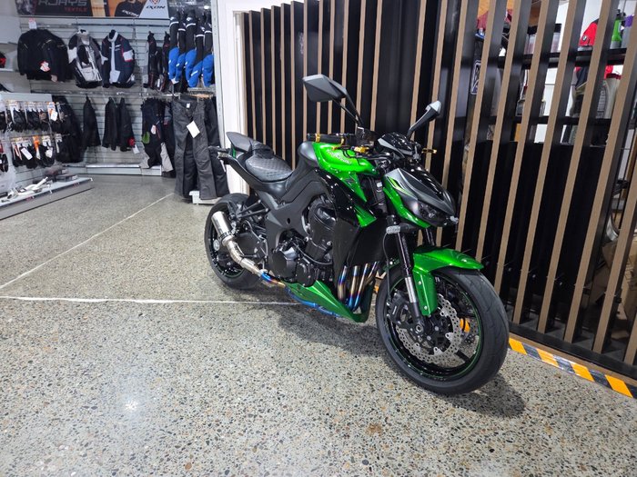 2024 Kawasaki Z1000 GREY