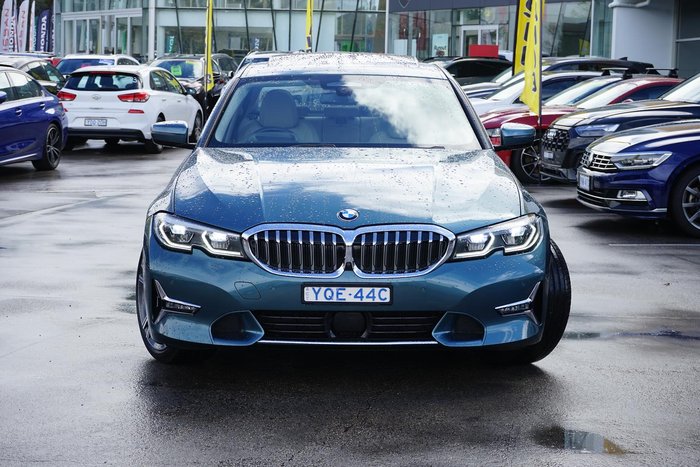 2019 BMW 3 Series 330i Luxury Line