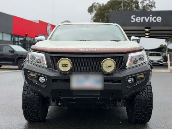 2017 Nissan Navara ST