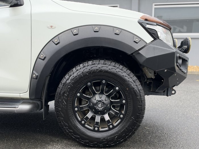 2017 Nissan Navara ST