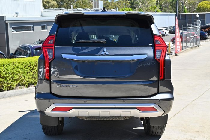 2023 Mitsubishi Pajero Sport GLS