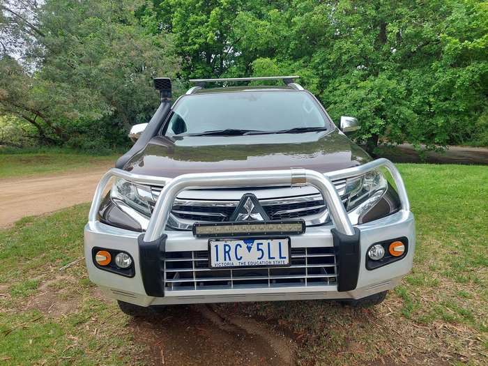 2016 Mitsubishi Pajero Sport GLS