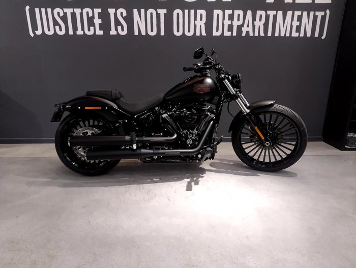 Harley-Davidson Breakout 117 (FXBR) Softail