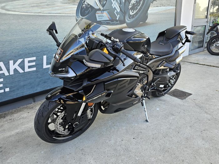 2026 CFMOTO 750SR-S SR Black