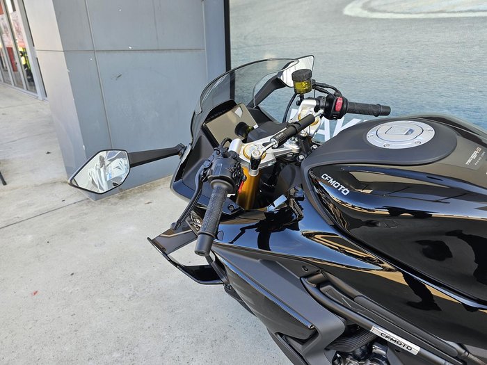 2026 CFMOTO 750SR-S SR Black