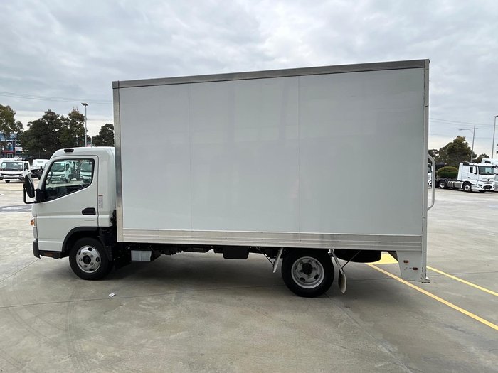 2022 Fuso Canter 515