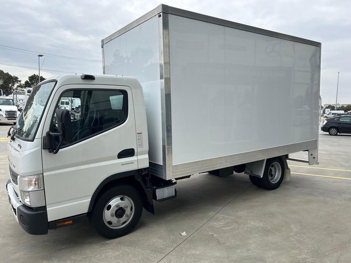 2022 Fuso Canter 515