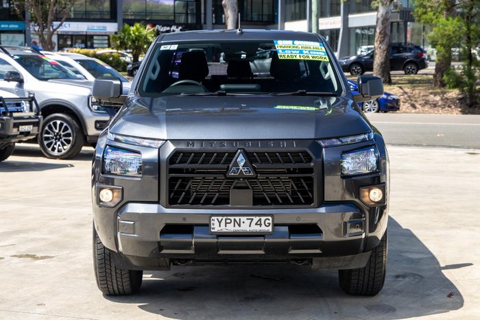 2025 Mitsubishi Triton GLX
