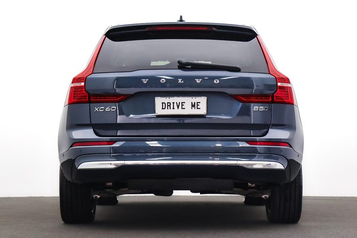 2022 Volvo XC60 B5 Inscription