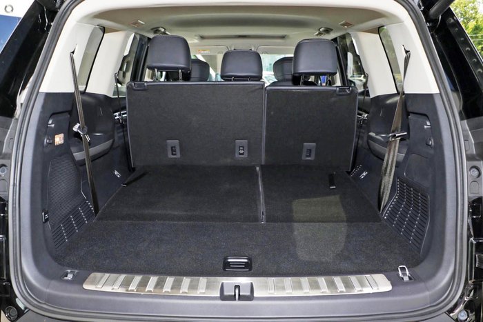 2025 LDV D90 Executive